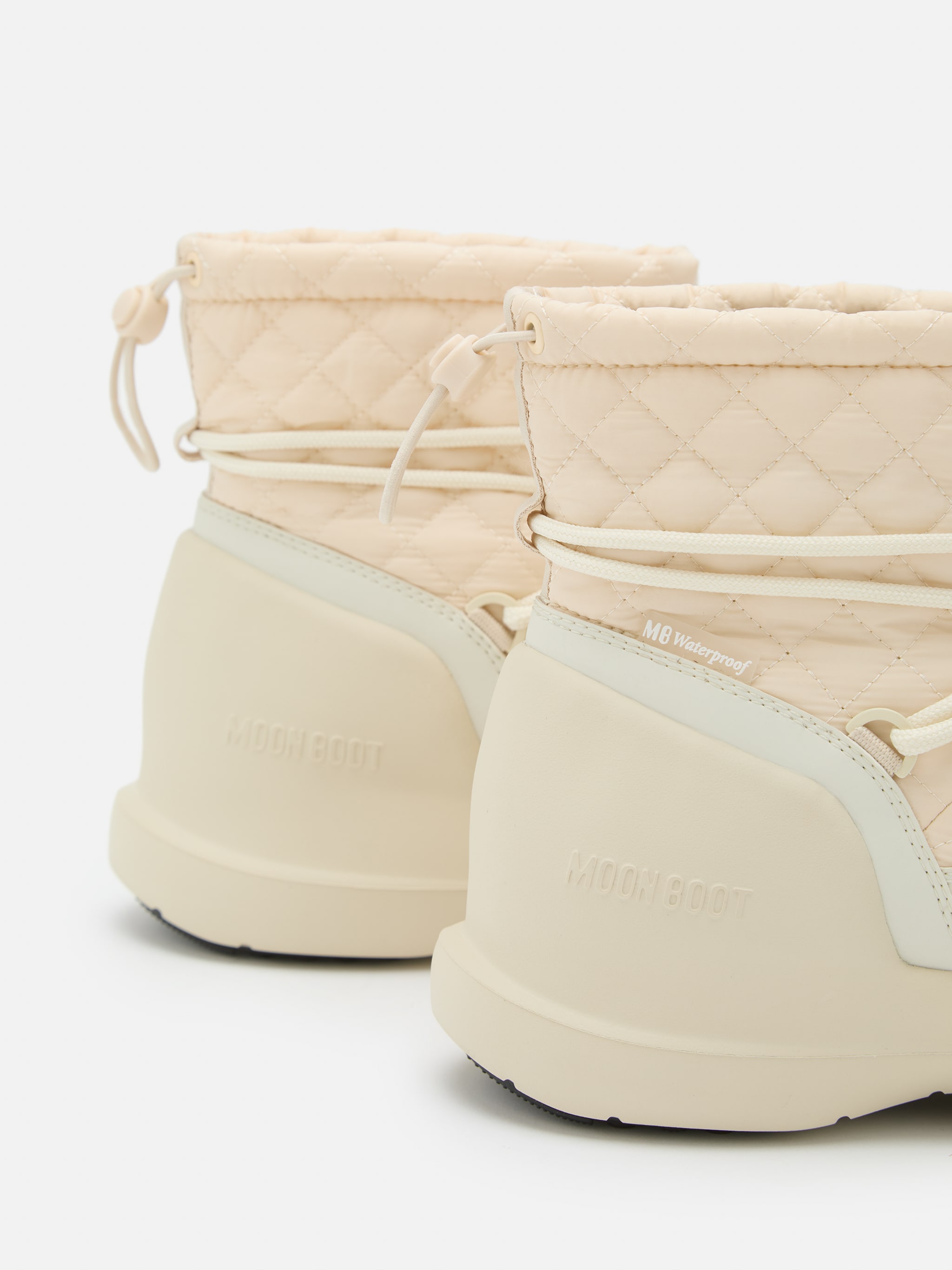 MEZZALUNA MID CREAM QUILTED BOOTS