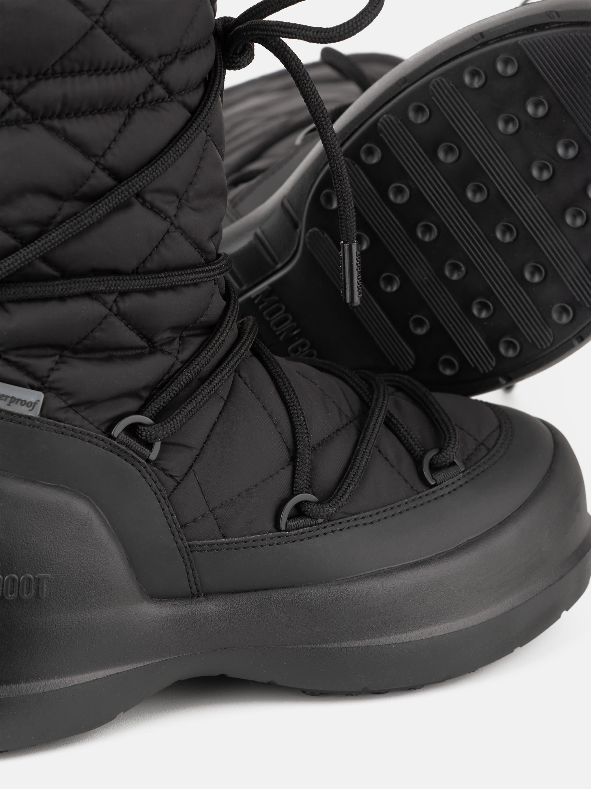 MEZZALUNA BLACK QUILTED HIGH BOOTS