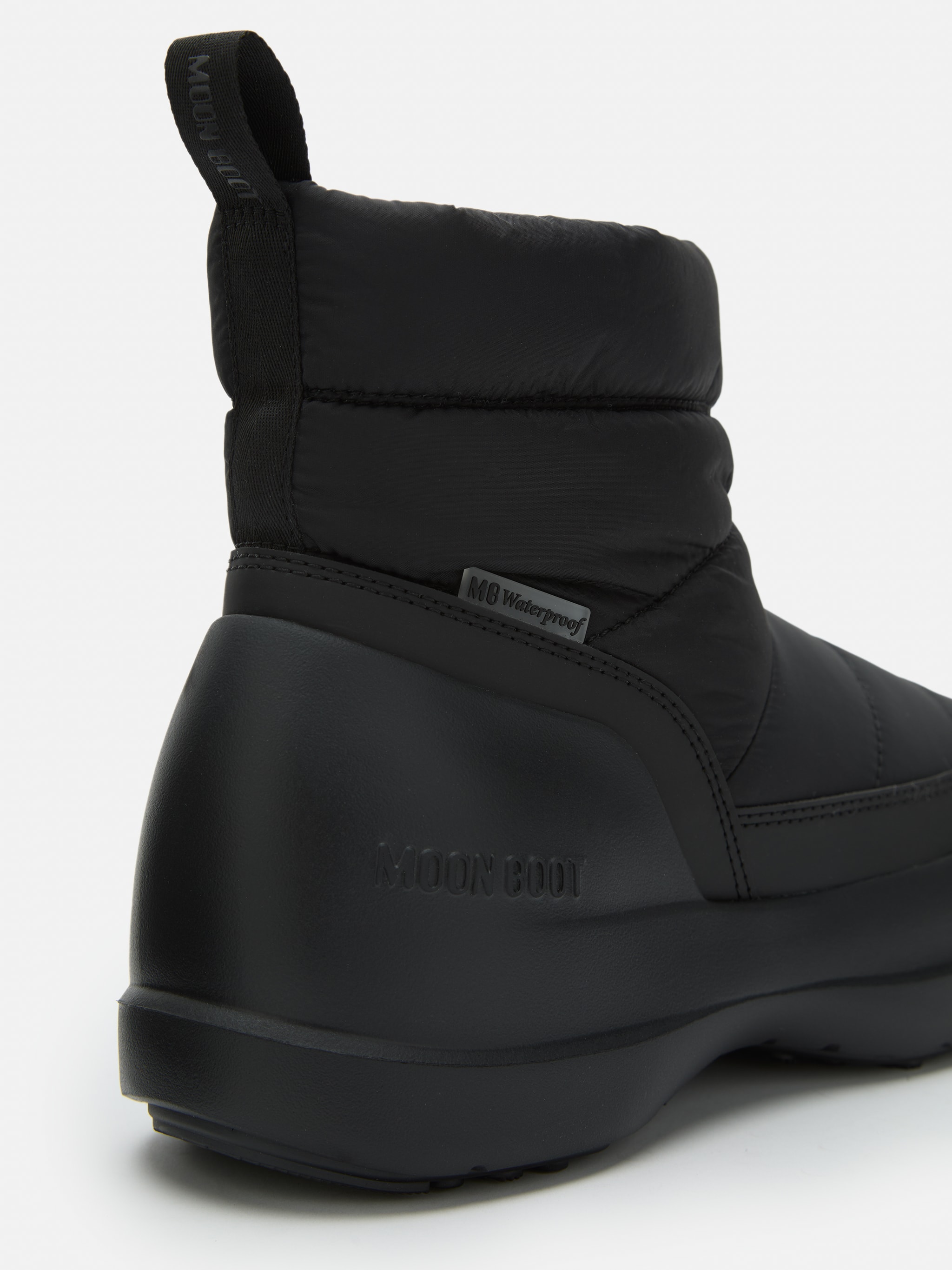 MEZZALUNA PUFFY BLACK BOOTS